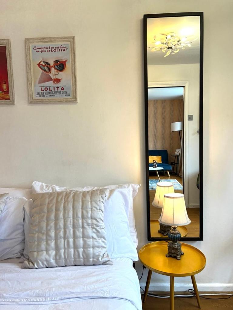 Great 2 Bedrooms Apartment 15 Mins From The Centre London Kültér fotó
